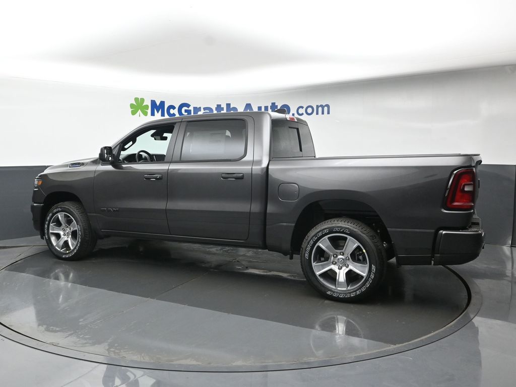 2025 Ram 1500 Tradesman photo 17
