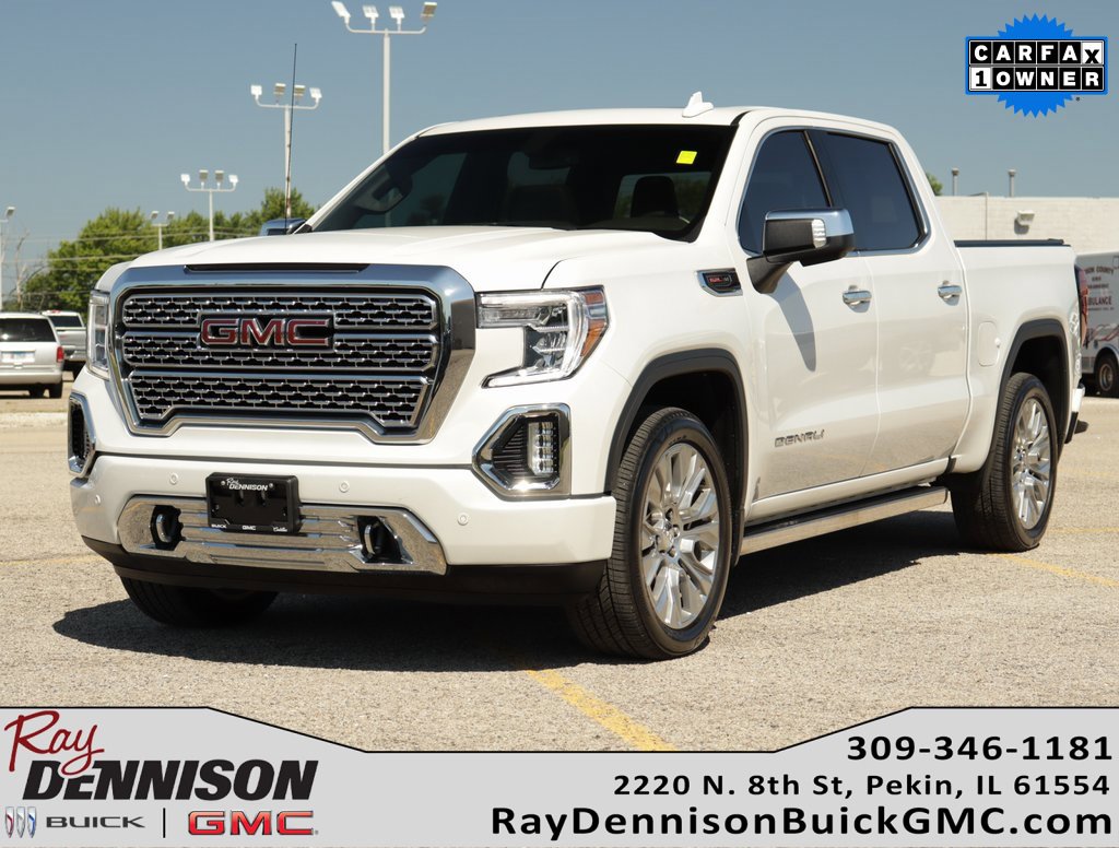 Used 2022 White Frost Tricoat GMC Denali image 3