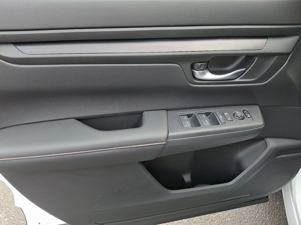 2024 Honda CR-V Hybrid Sport photo 13