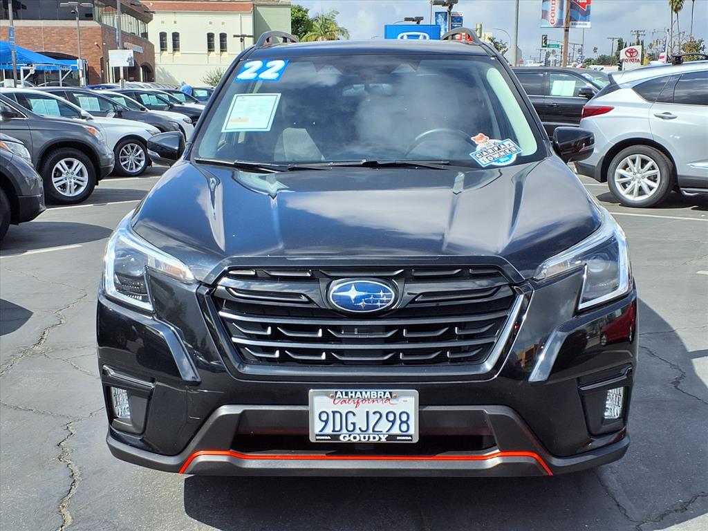 2022 Subaru Forester Sport photo 2
