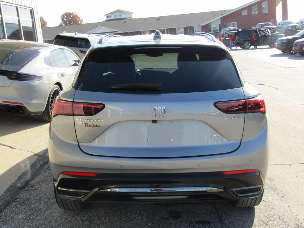 2025 Buick Envision Sport Touring photo 2