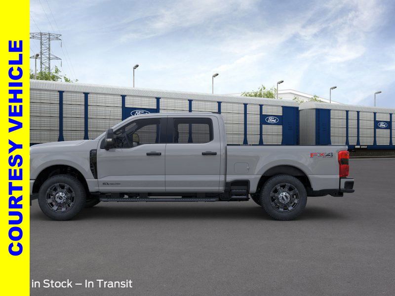 2025 Ford F-250 photo 2