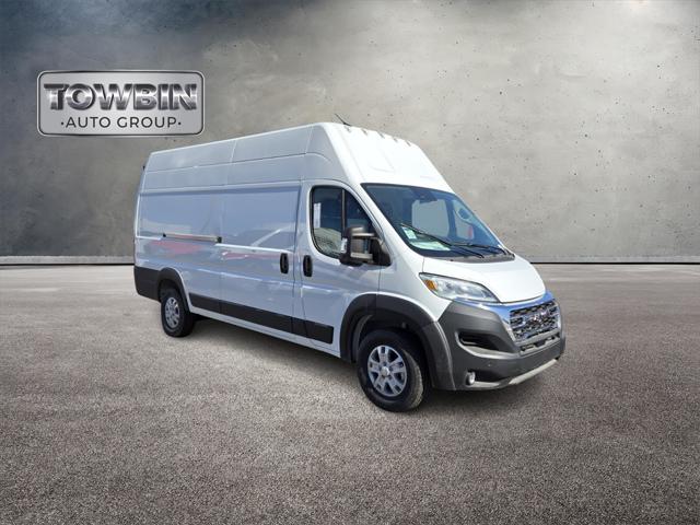2024 Ram ProMaster 3500 Cargo Van photo 2