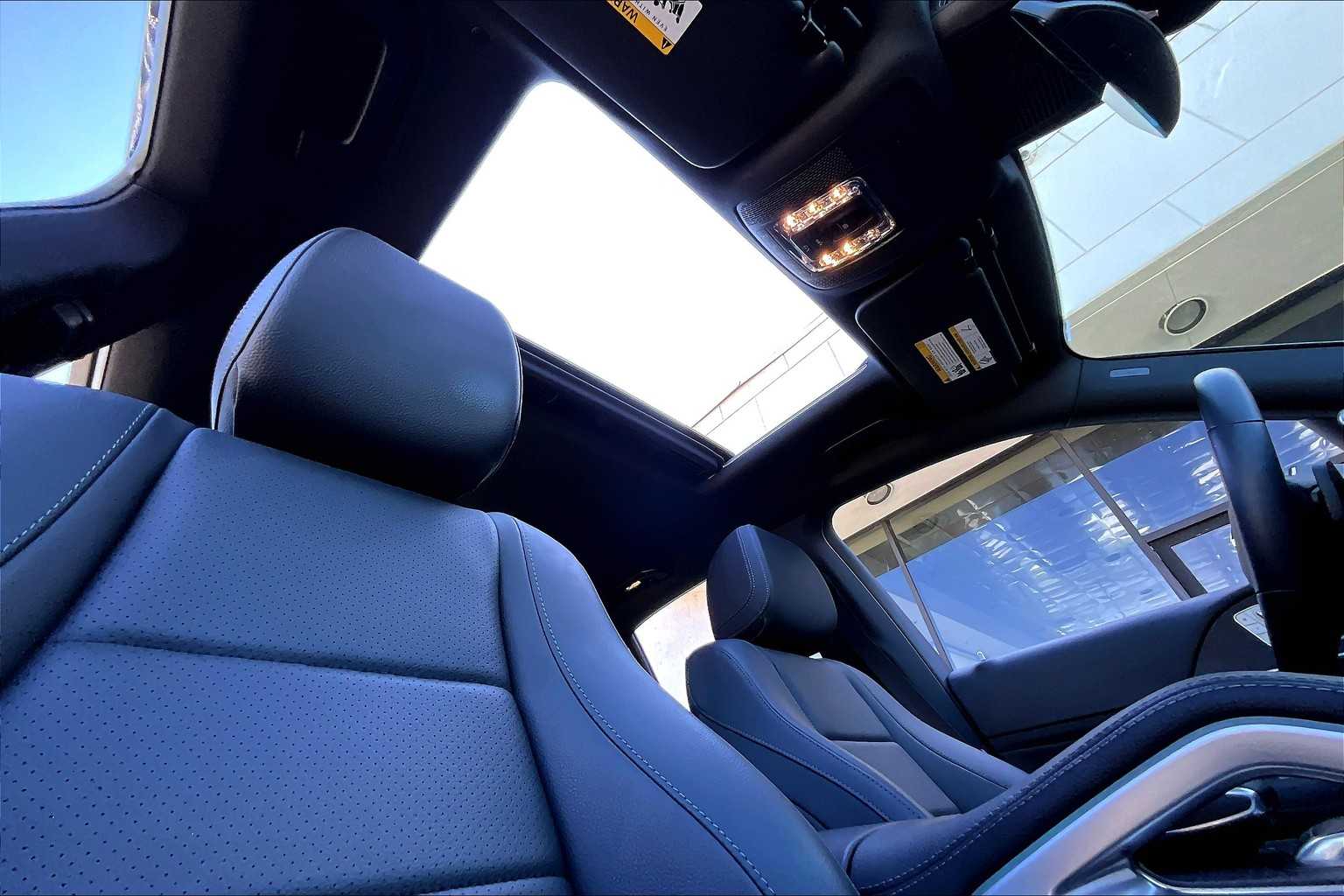 2023 Mercedes Benz GLE 350 photo 13