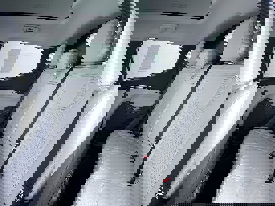 2025 Ford Mustang Mach-E Premium photo 20