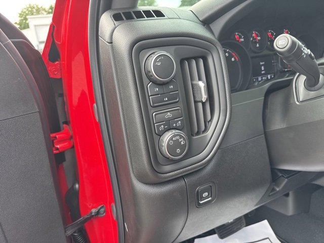 2026 Chevrolet Silverado 2500HD Custom photo 27