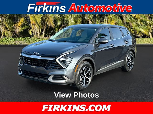 2024 Kia Sportage EX's photo