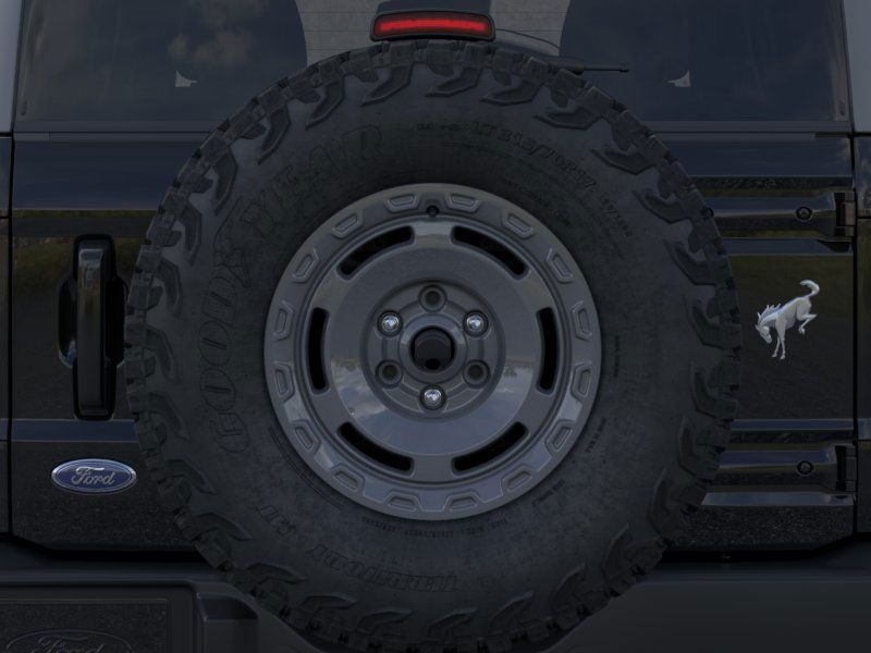 2025 Ford Bronco Outer Banks photo 23