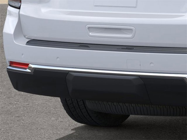 2025 Chevrolet Suburban LS photo 13