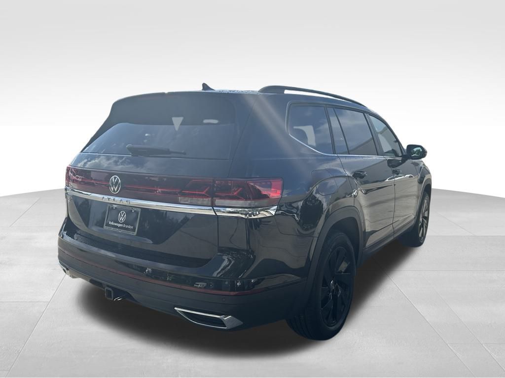 2026 Volkswagen Atlas SE Technology photo 3