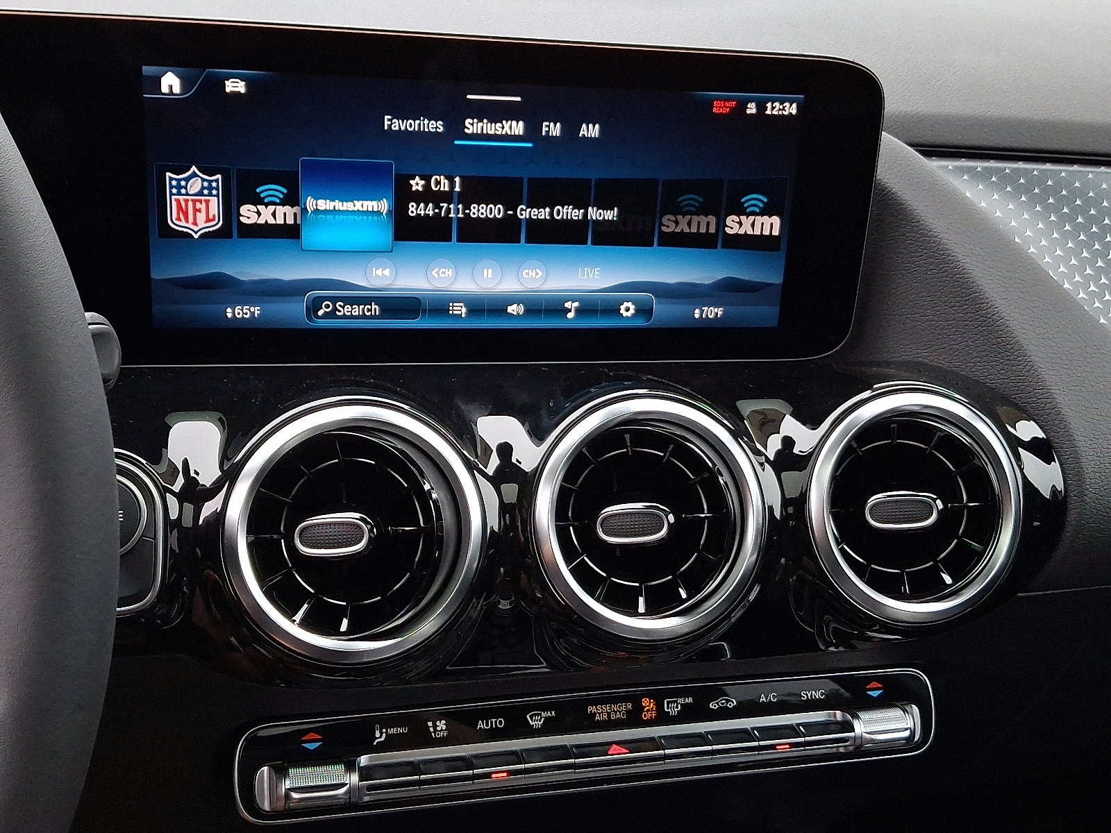 2026 Mercedes Benz GLA 250 4MATIC photo 9