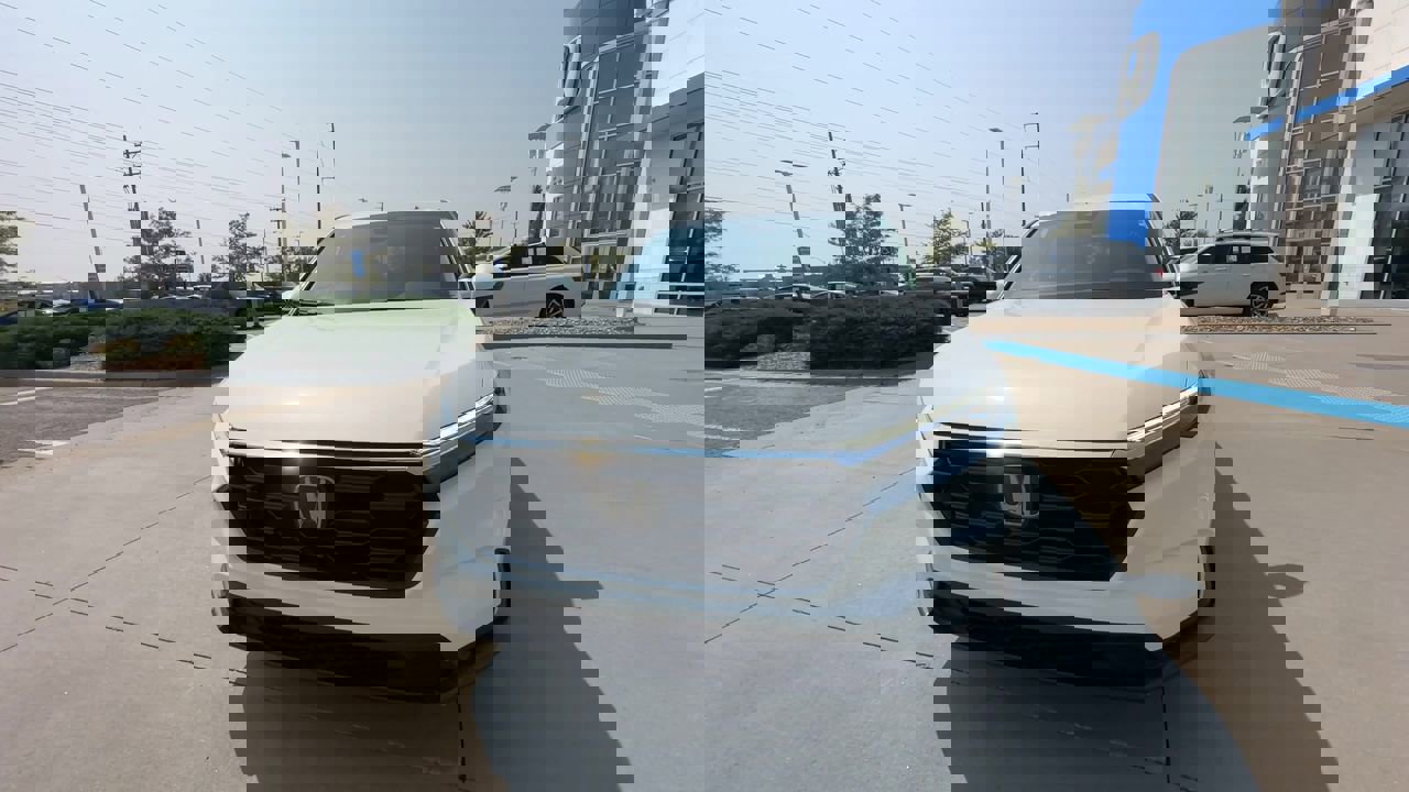 2026 Honda CR-V LX photo 2