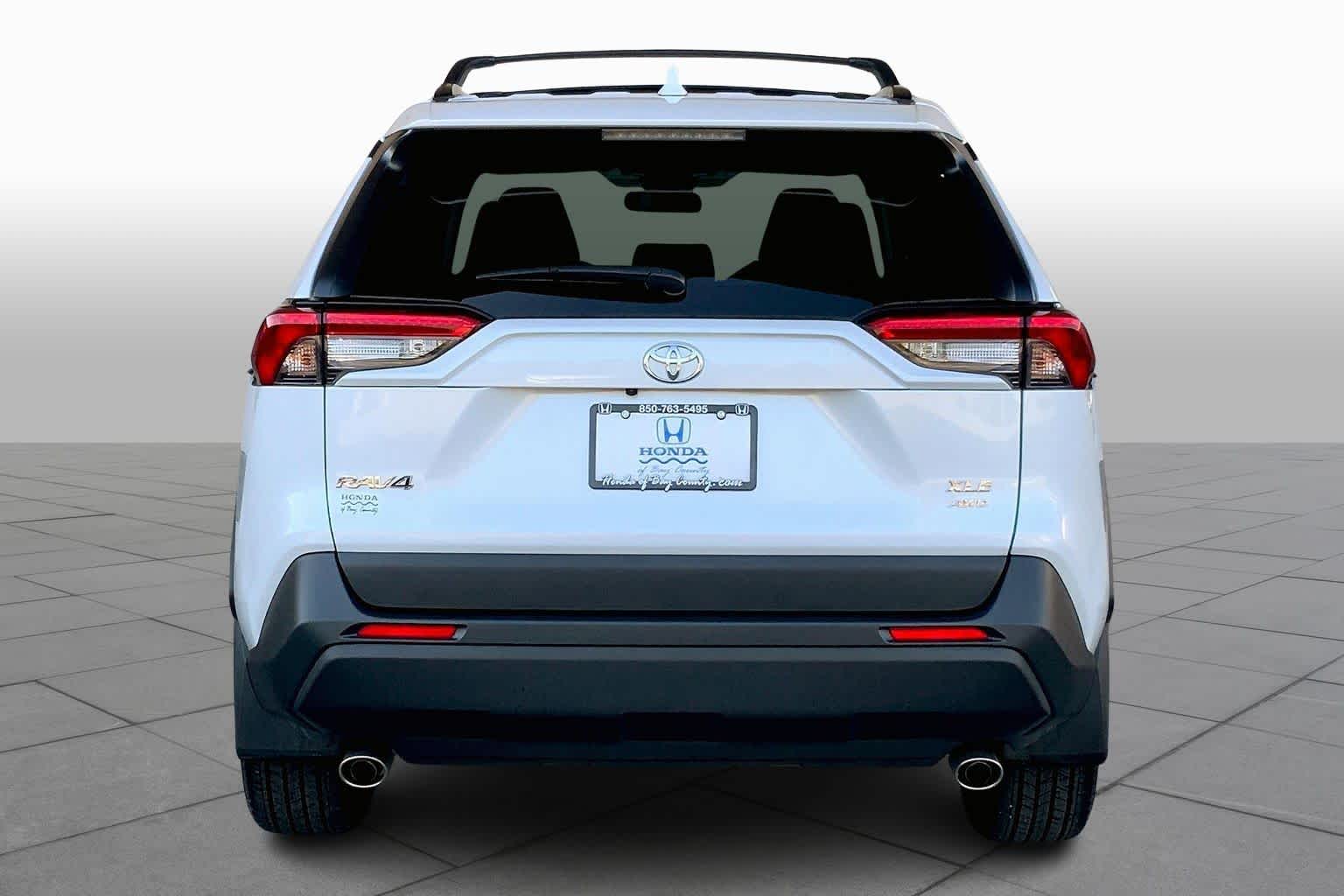 2025 Toyota RAV4 XLE Premium photo 4