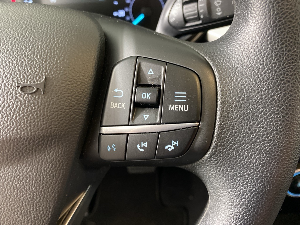 2020 Ford Escape SE photo 17