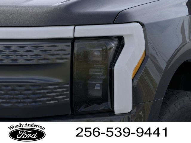 2025 Ford F-150 Lightning XLT photo 15