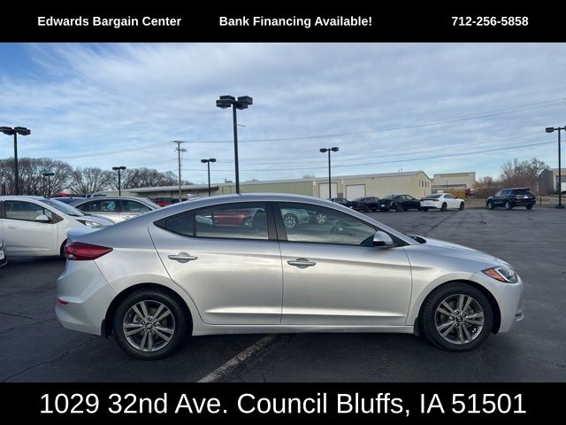 2018 Hyundai Elantra SEL's photo