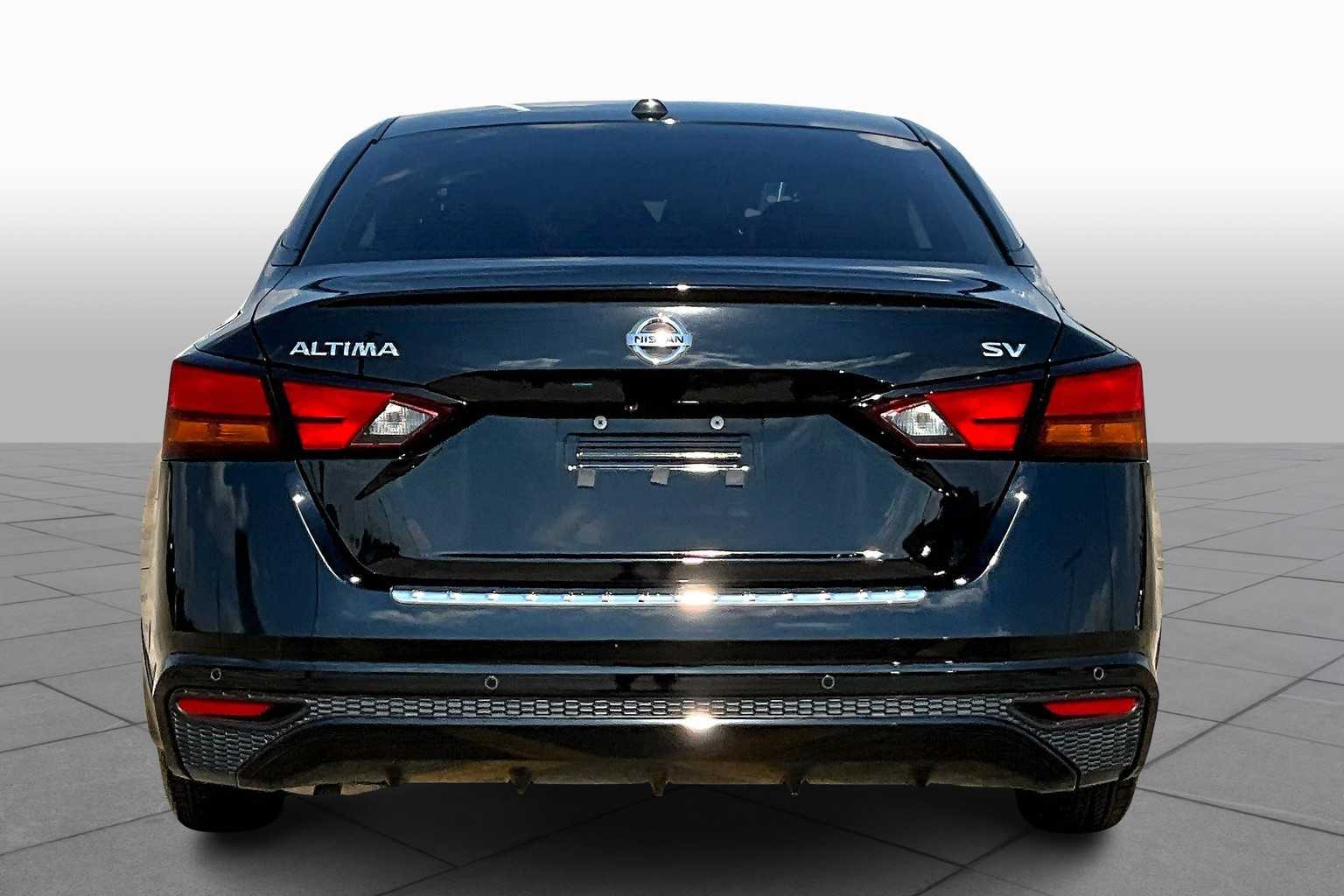 2022 Nissan Altima 2.5 SV photo 4