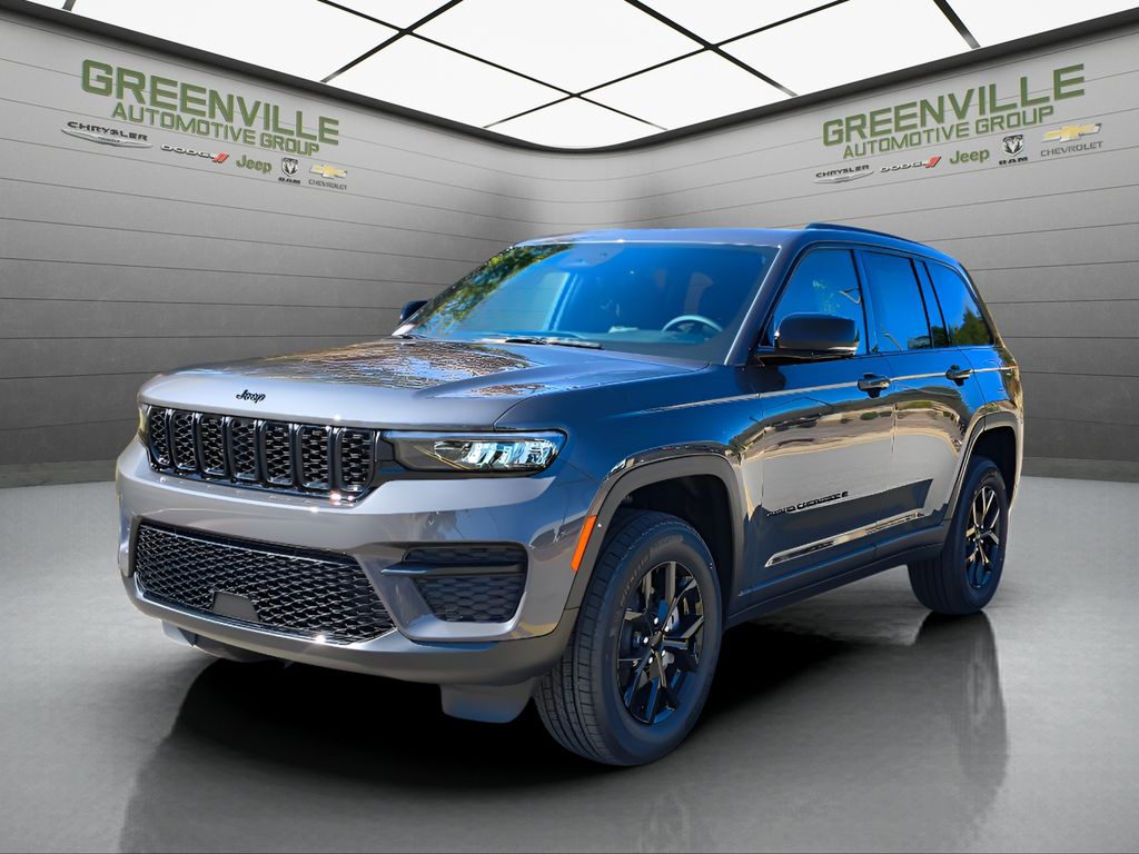2025 Jeep Grand Cherokee Altitude's photo
