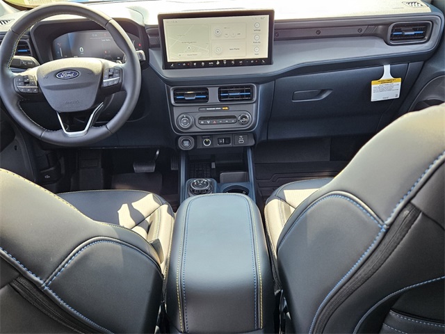 2025 Ford Maverick photo 14