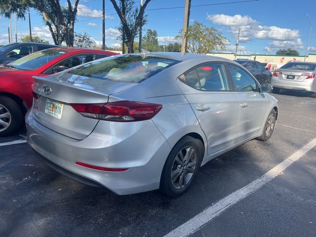 2018 Hyundai Elantra Value Edition photo 4