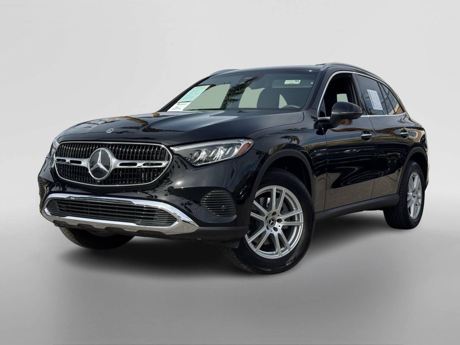 2025 Mercedes-Benz GLC