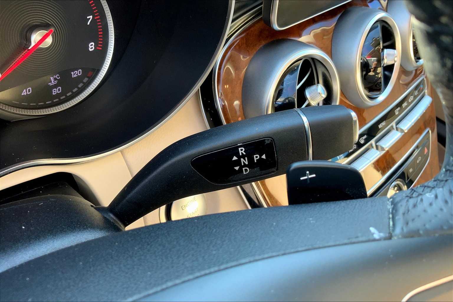 2015 Mercedes Benz C 300 4MATIC photo 14