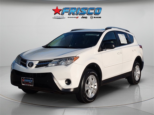 2014 Toyota RAV4 LE photo 2