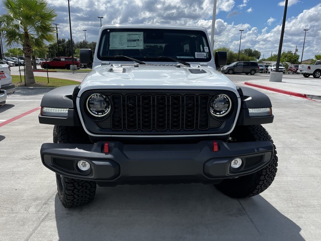 2025 Jeep Wrangler Rubicon photo 2