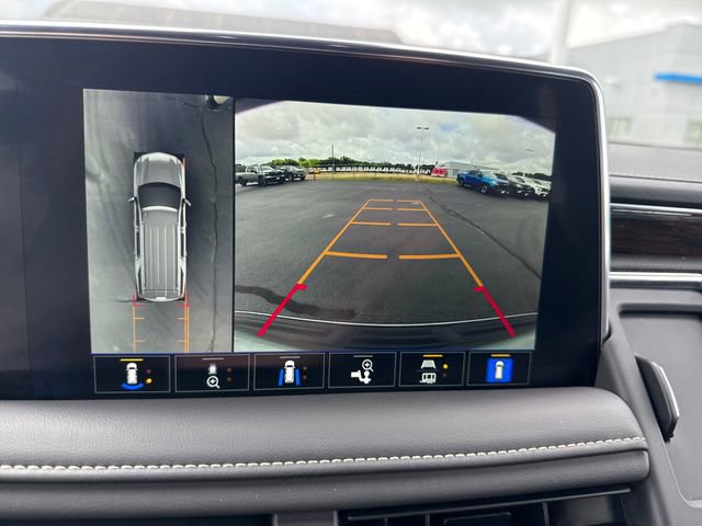 2024 Chevrolet Suburban Premier photo 22
