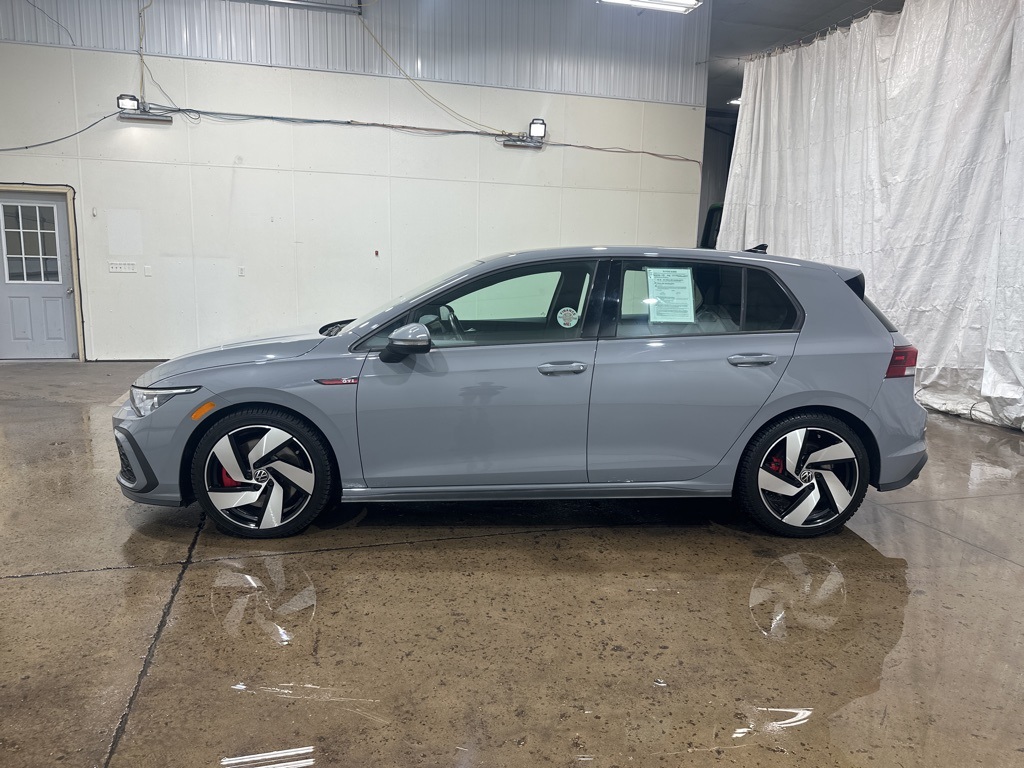 2022 Volkswagen Golf GTI 2.0 photo 3