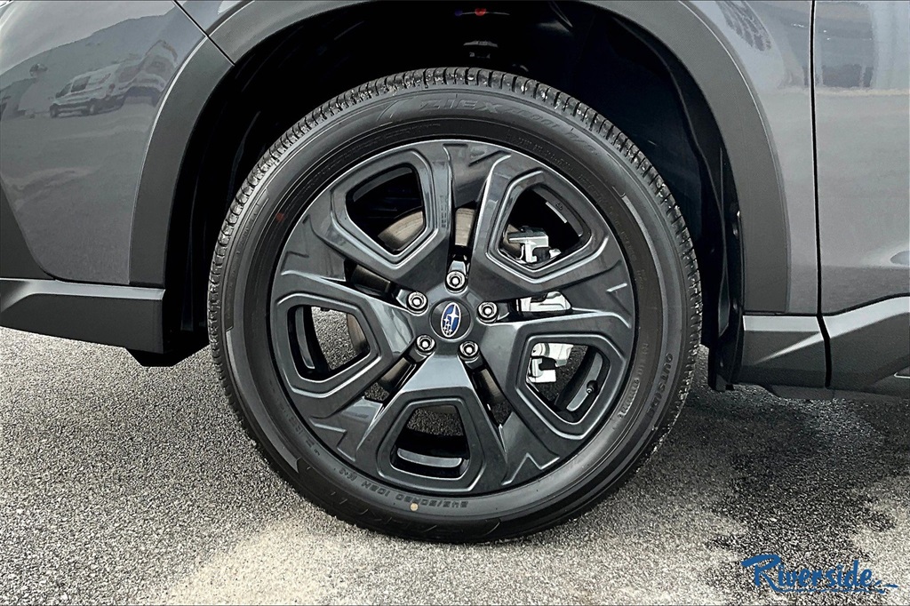 2025 Subaru Ascent Onyx Edition Touring photo 10