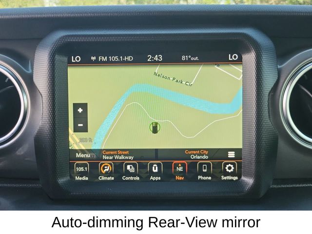 2022 Jeep Wrangler Unlimited Sahara photo 18