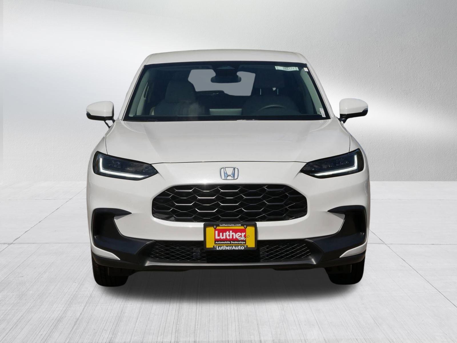 2026 Honda HR-V LX photo 2