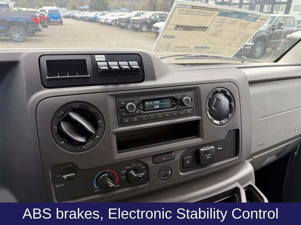 2025 Ford E-350 Base photo 7