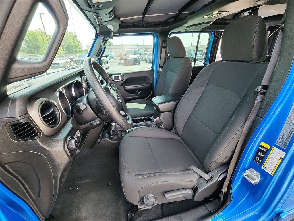 2022 Jeep Wrangler Unlimited Sport photo 9