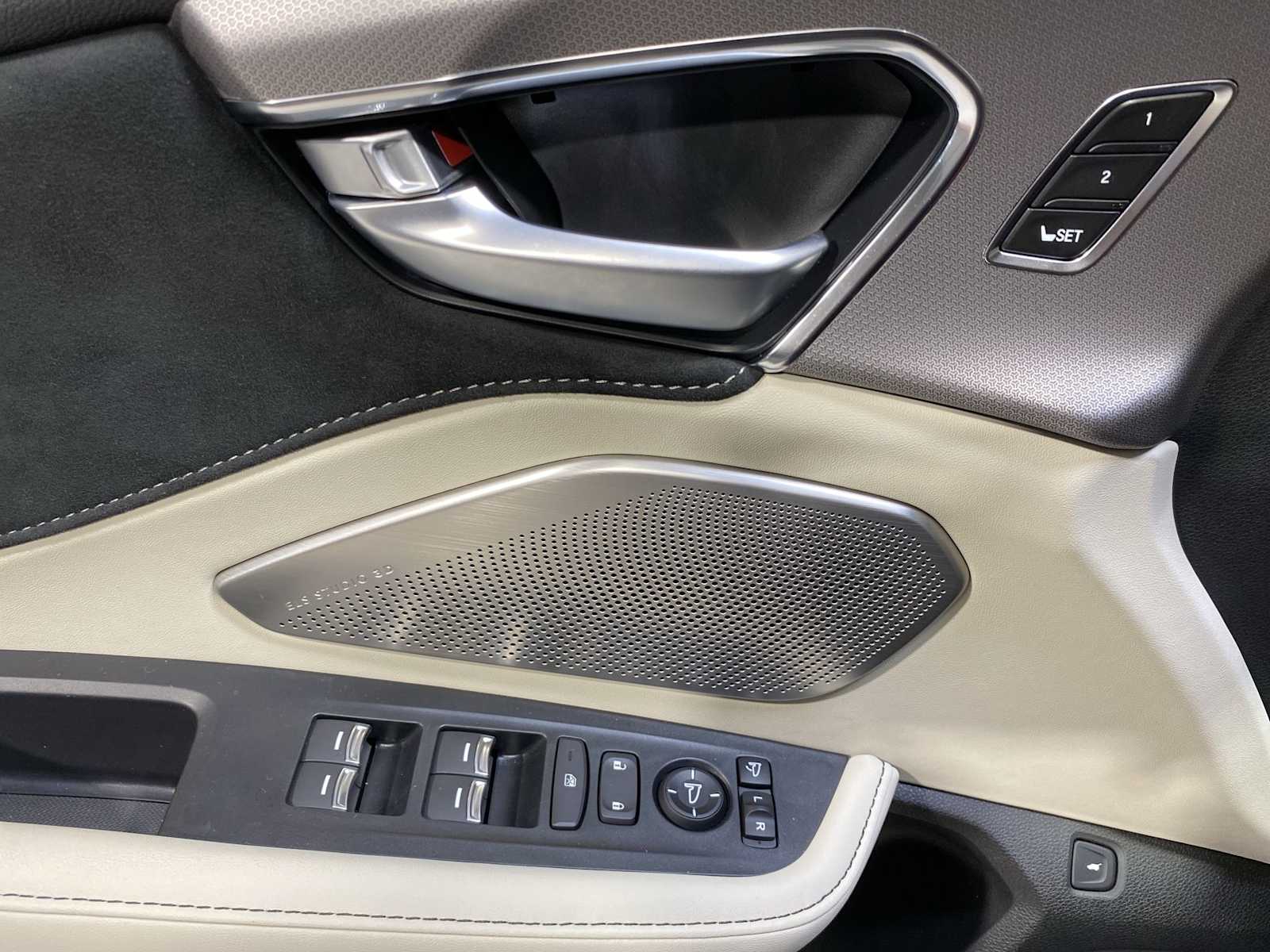 2025 Acura RDX A-Spec Advance photo 21