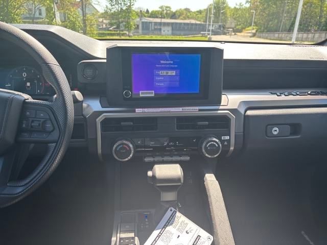 2025 Toyota Tacoma SR5 4x4 Double Cab photo 19