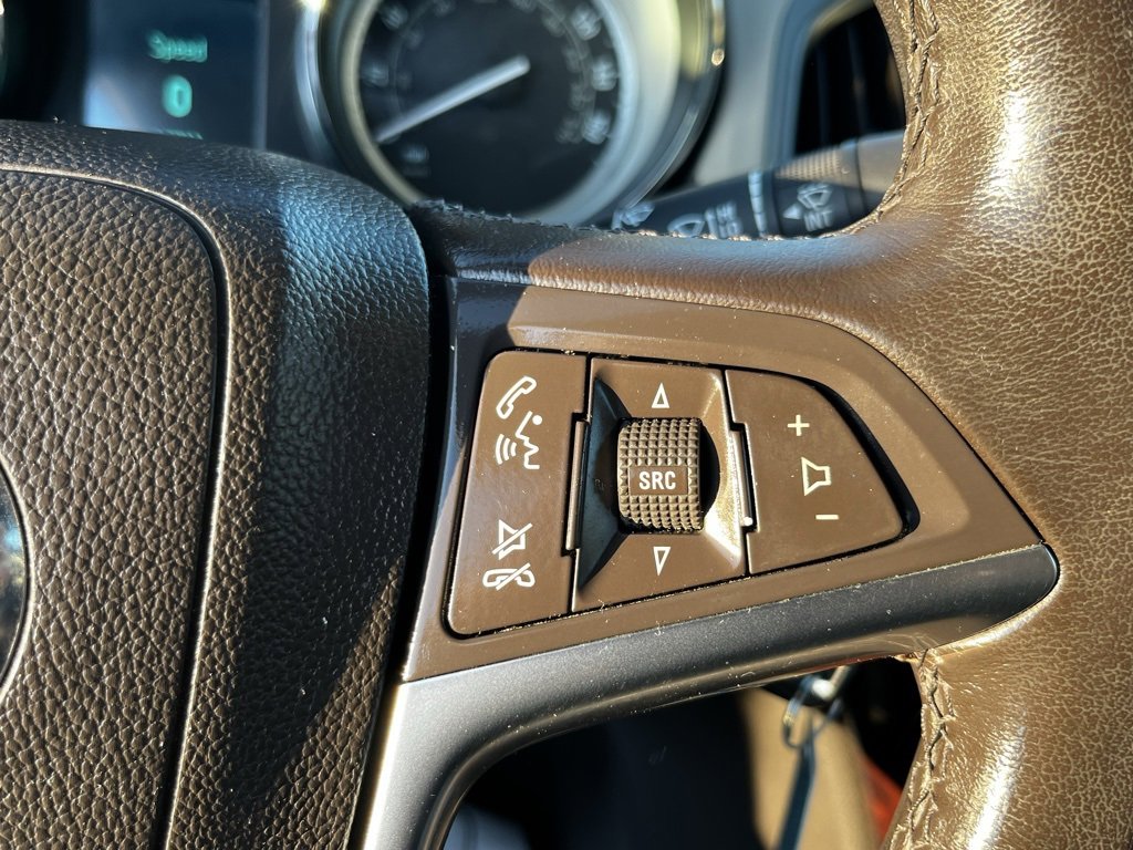 2016 Buick Verano Base photo 3