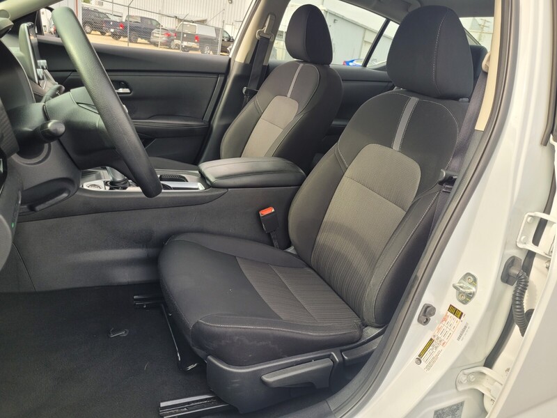 2024 Nissan Sentra SV photo 2