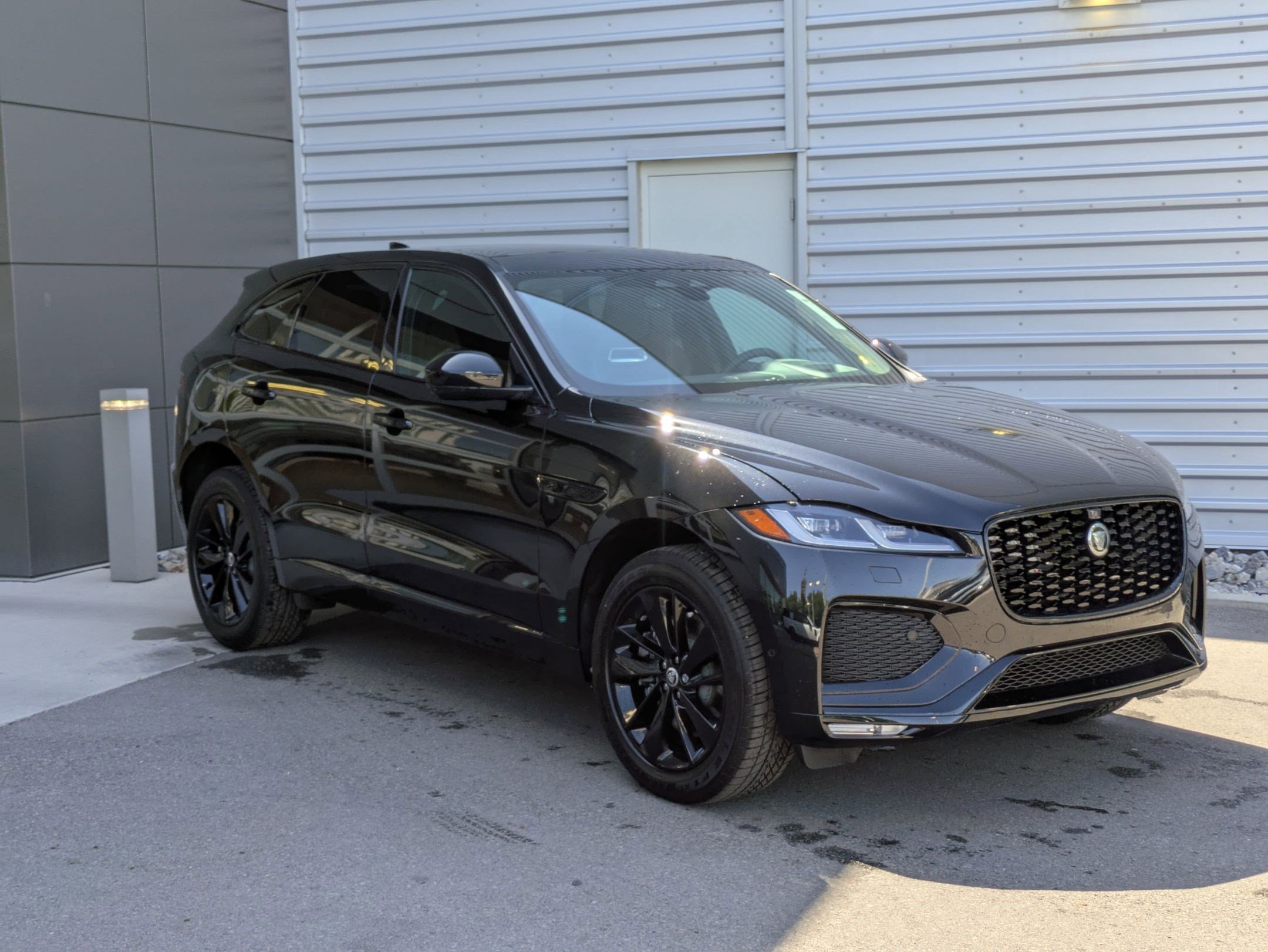 2026 Jaguar F-PACE P250 R-Dynamic S photo 7