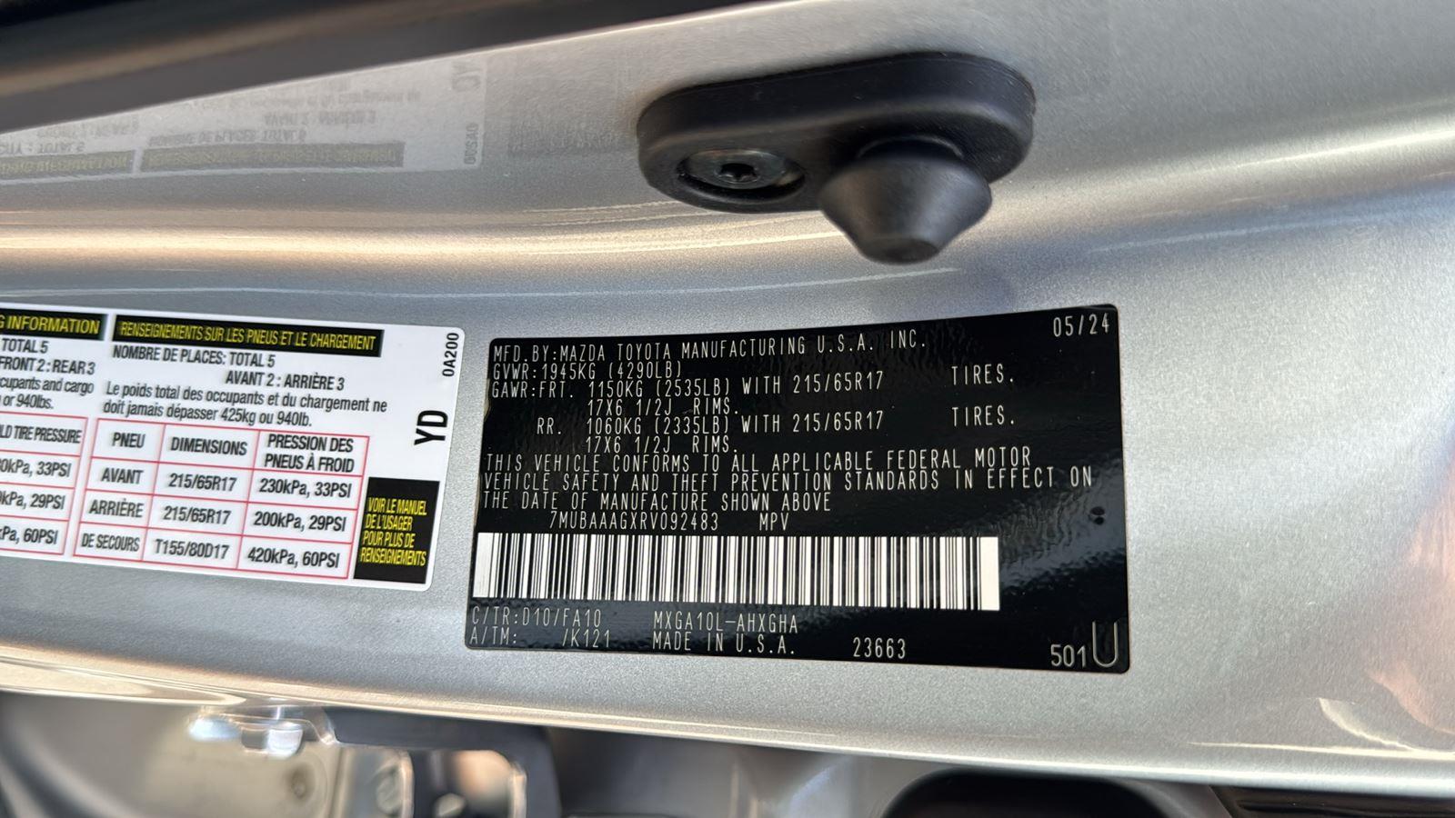 2024 Toyota Corolla Cross LE photo 22