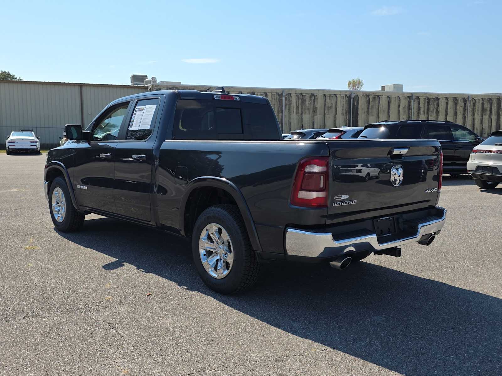 2020 Ram 1500 Laramie photo 5