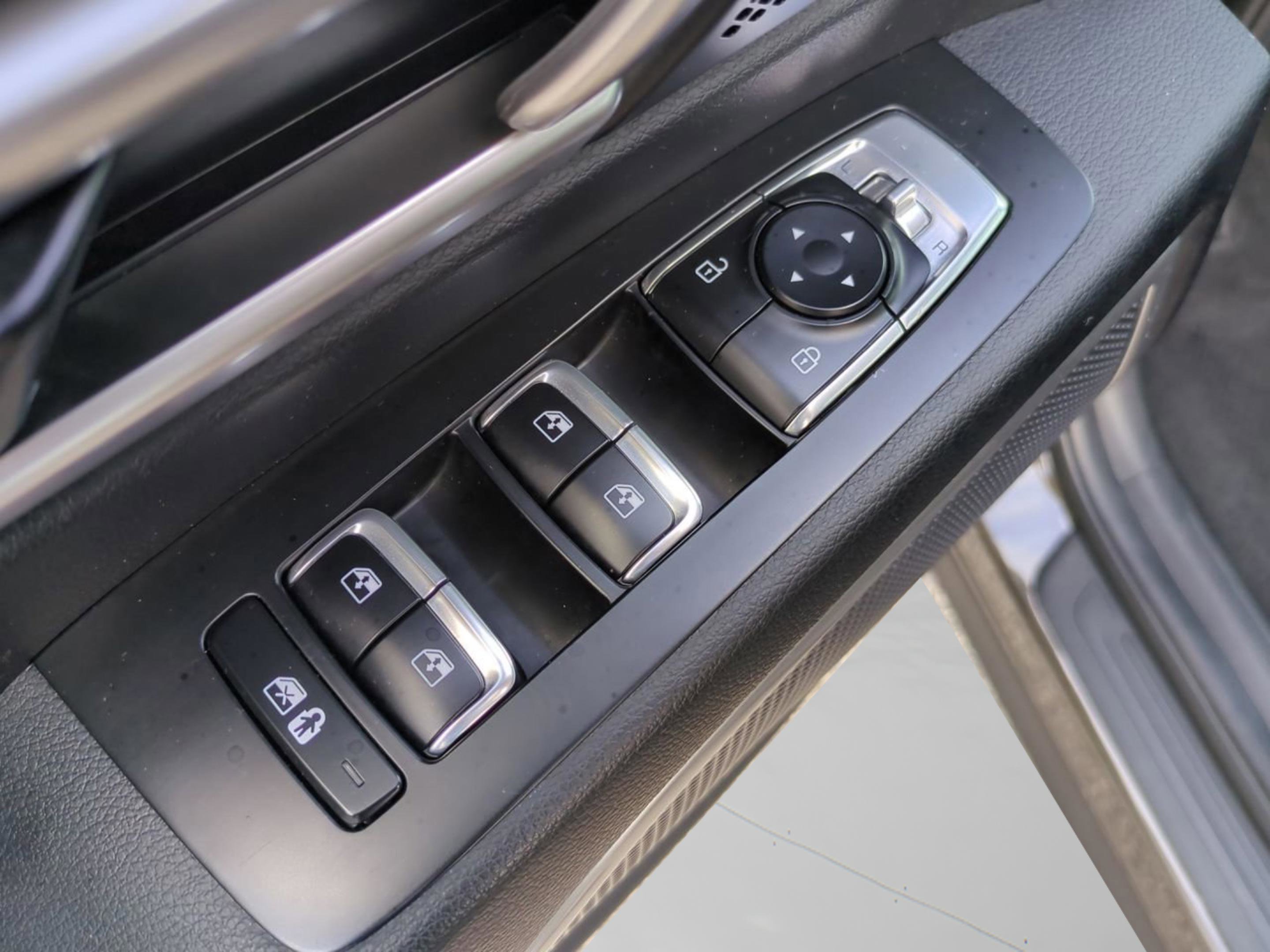 2023 Kia Telluride S photo 28
