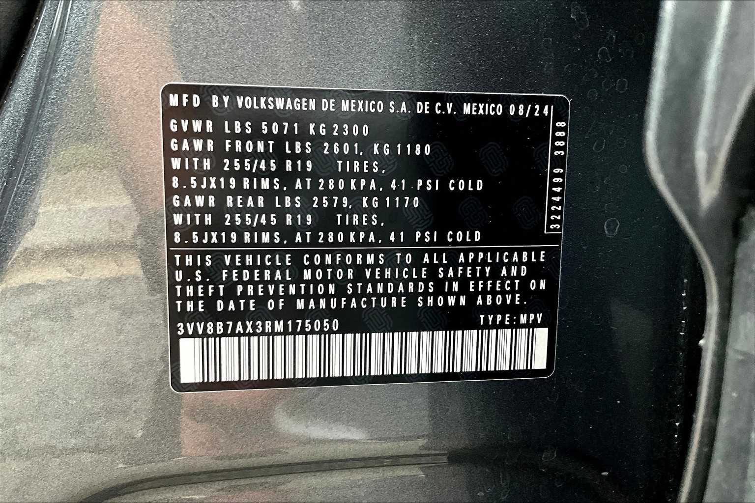 2024 Volkswagen Tiguan SE R-Line Black photo 29