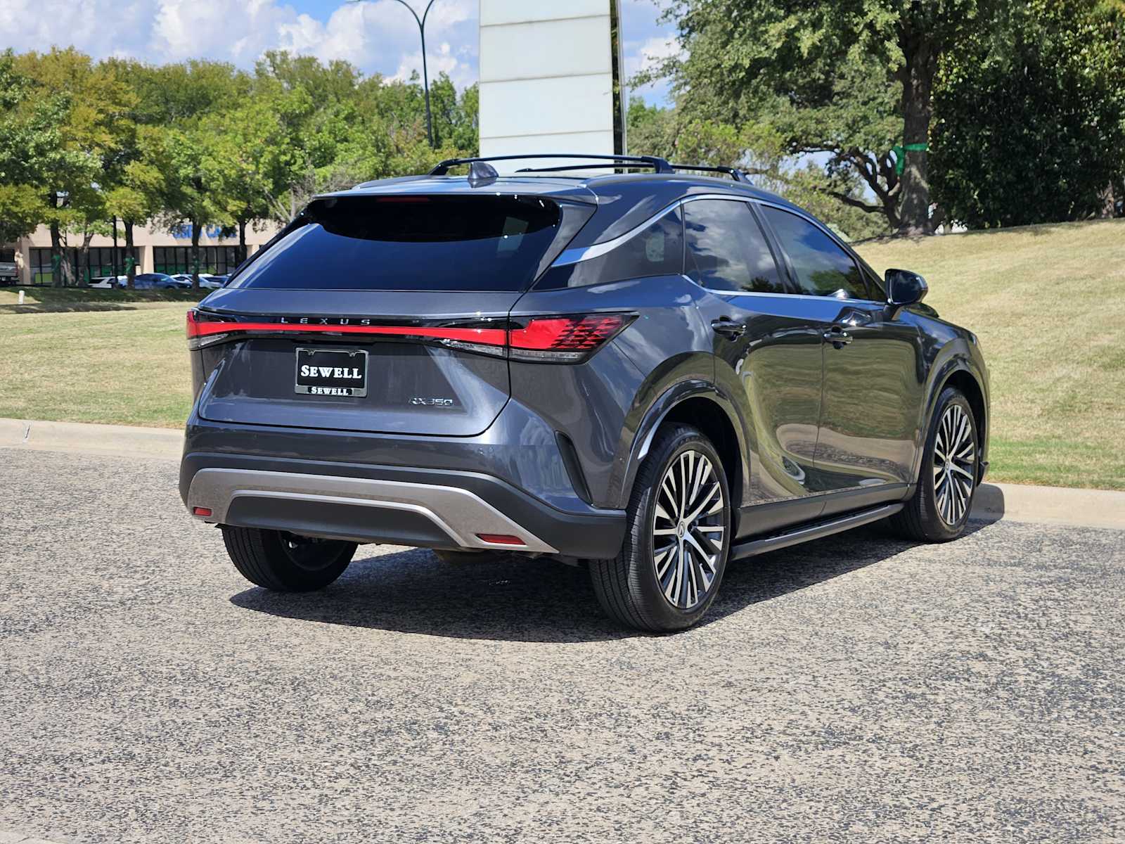 2024 Lexus RX Premium photo 4