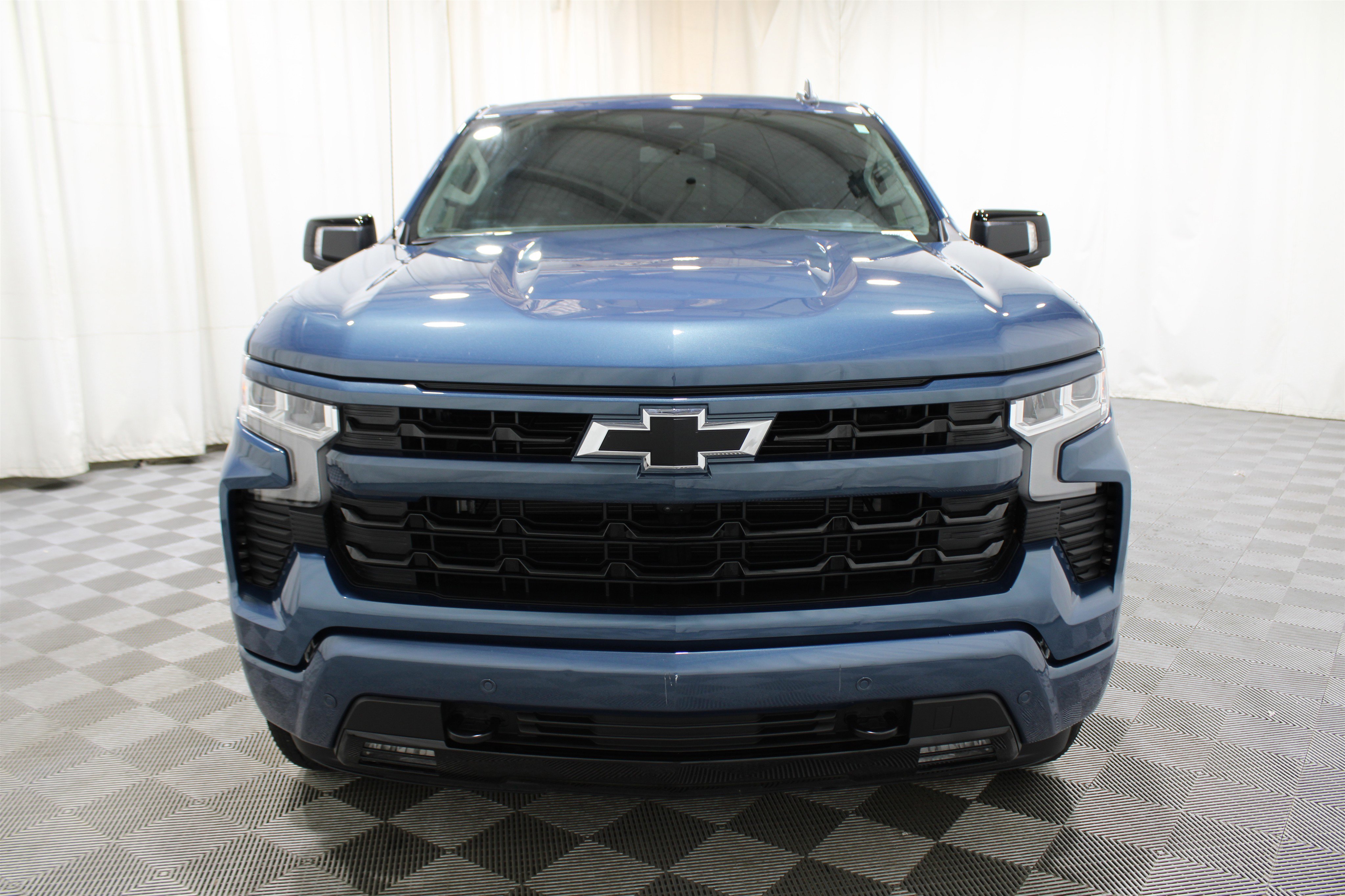 2024 Chevrolet Silverado 1500 RST photo 21