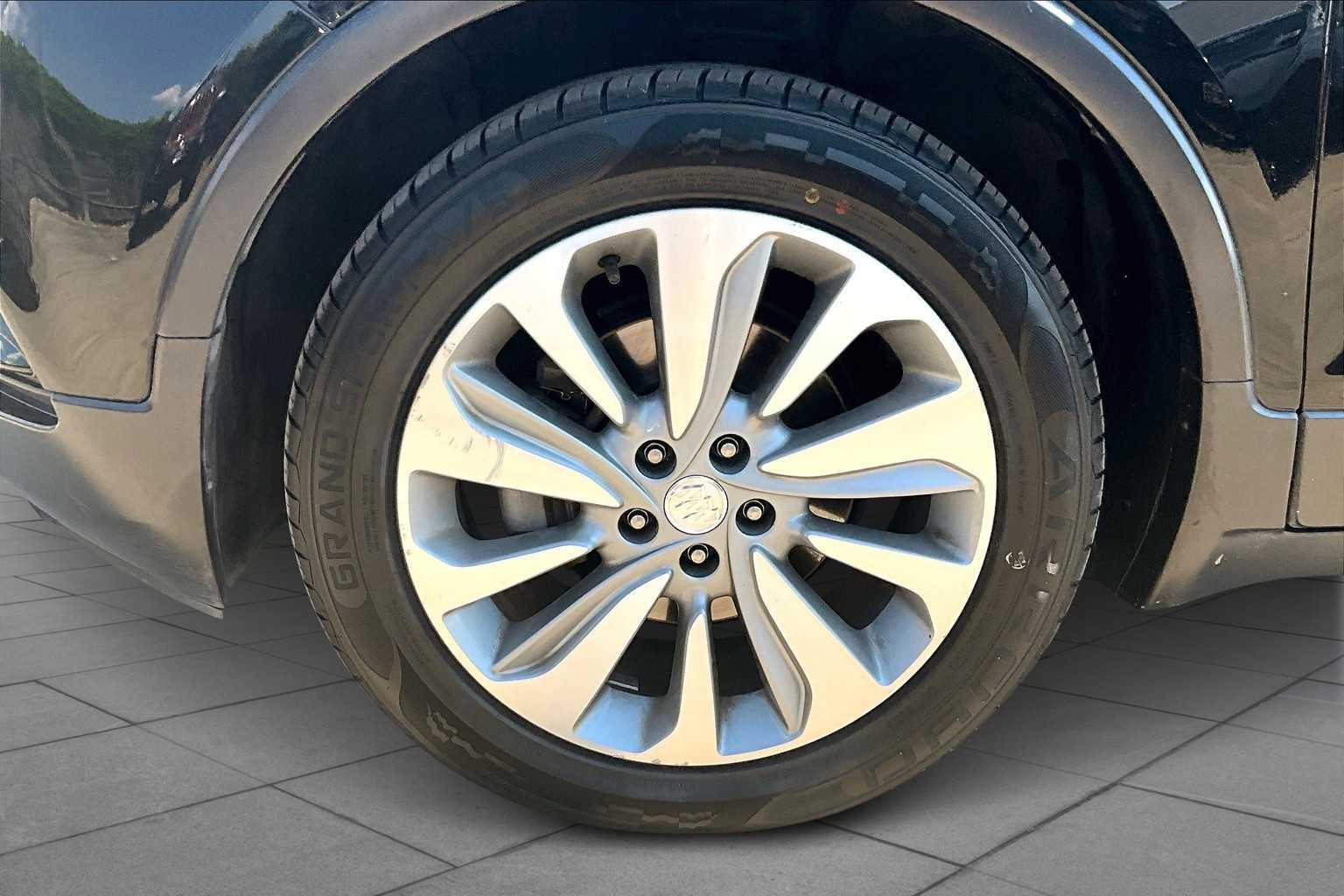 2018 Buick Encore Preferred photo 10