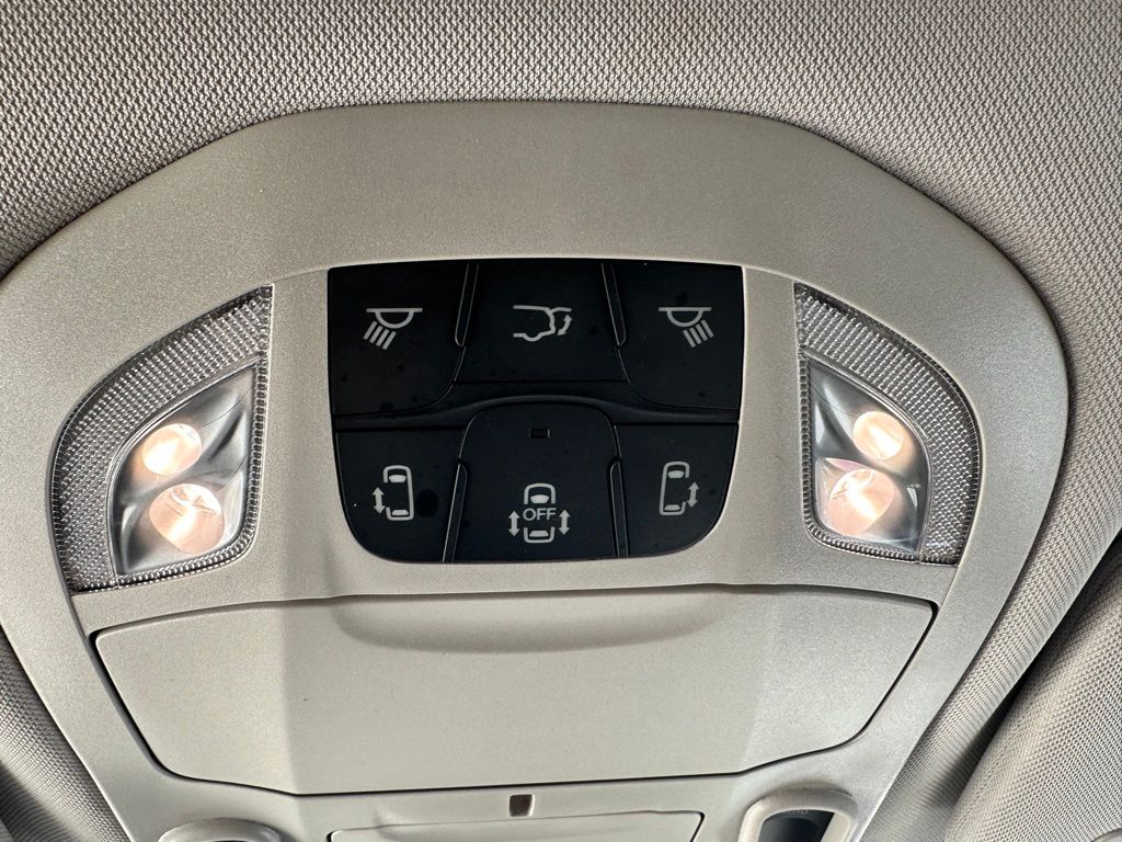 2024 Chrysler Pacifica Limited photo 18