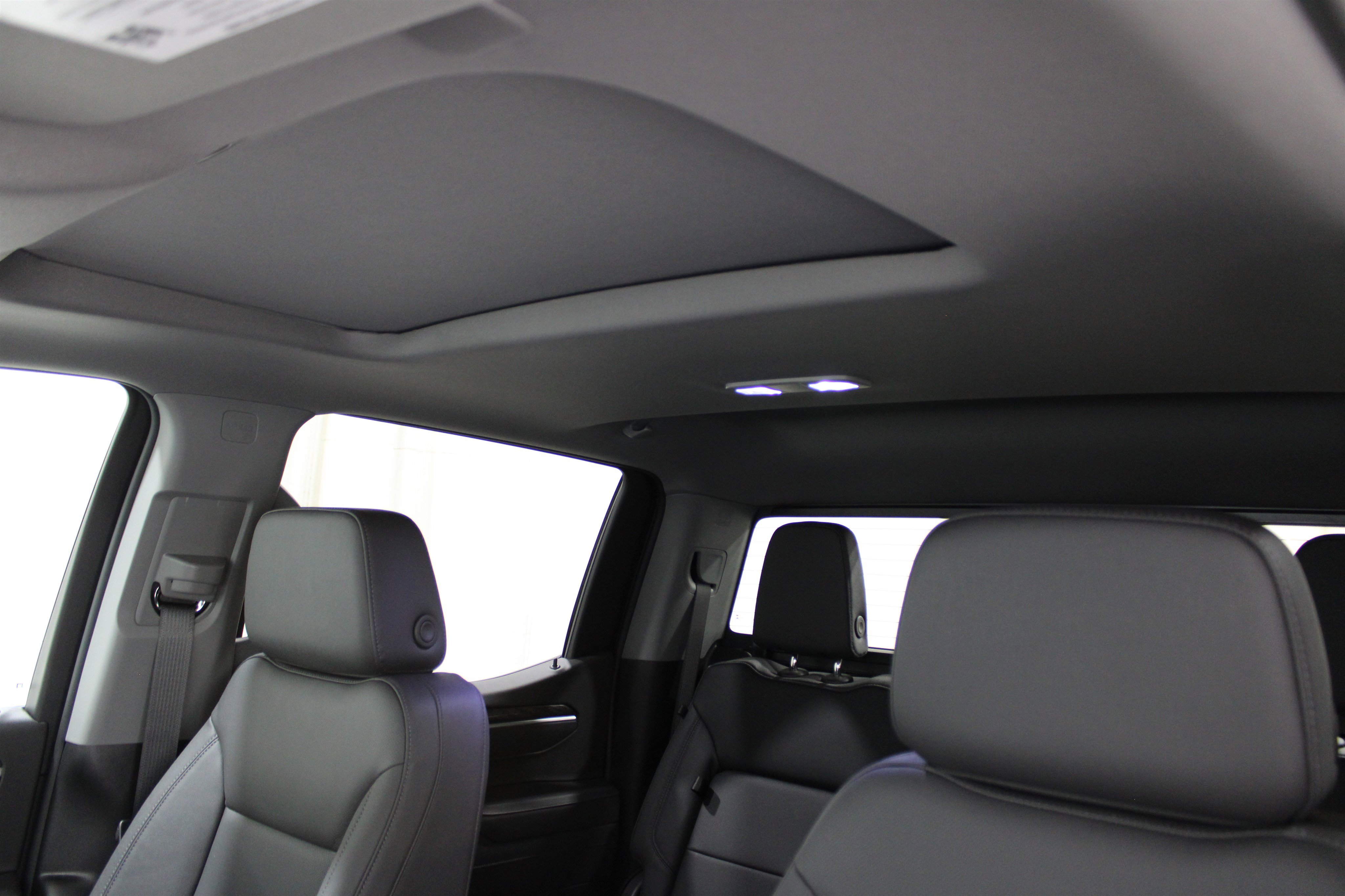 2026 Chevrolet Silverado 1500 LTZ photo 9
