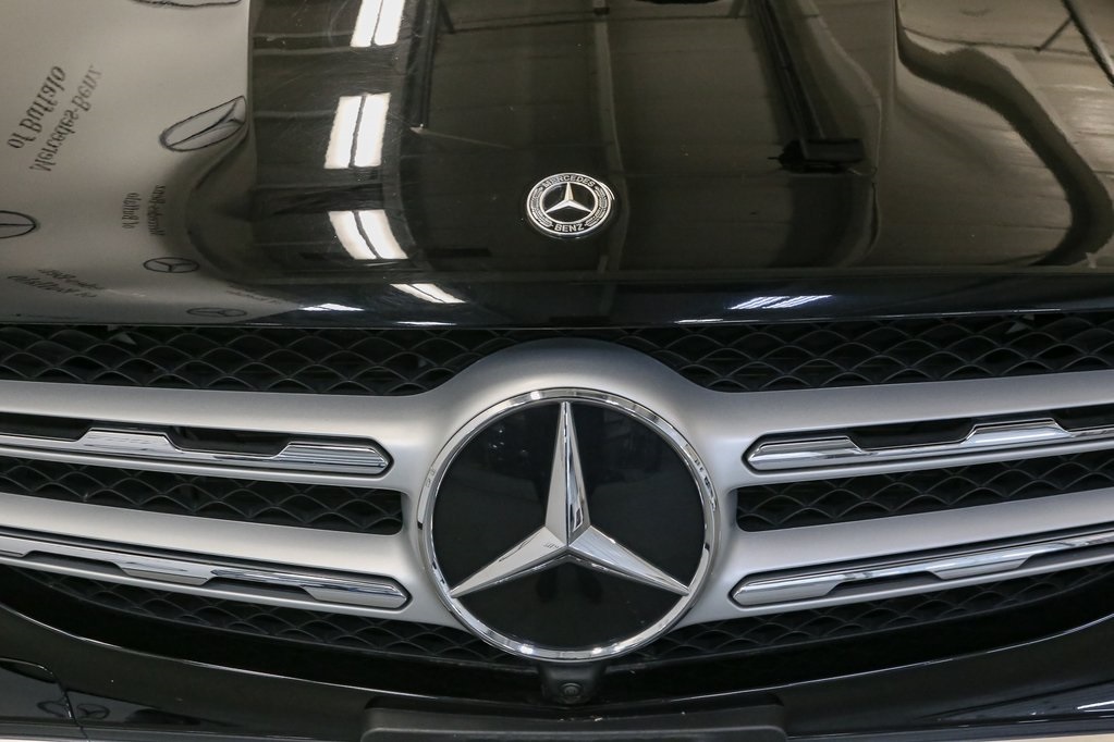 2022 Mercedes Benz GLC 300 4MATIC photo 4